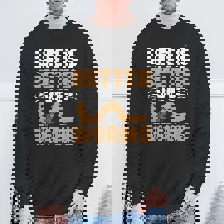 ミミズがいると人生はより良くなる ミミズの養殖 ミミズ ファーマー スウェットシャツ 高齢者への贈り物