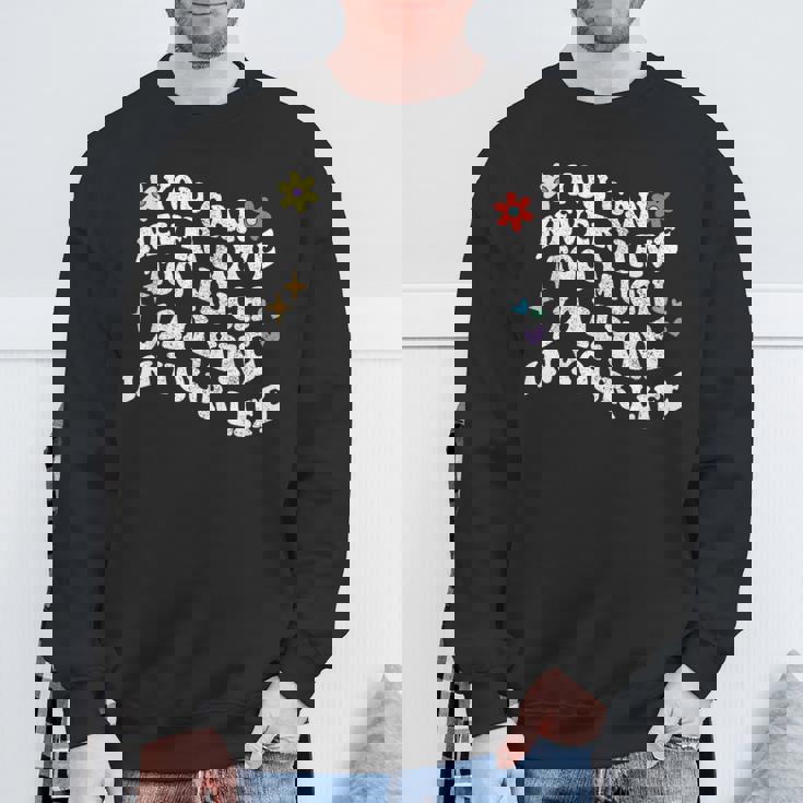 レトロなグルーヴィー。Jailyneを過度に持つことはできません。 スウェットシャツ 高齢者への贈り物