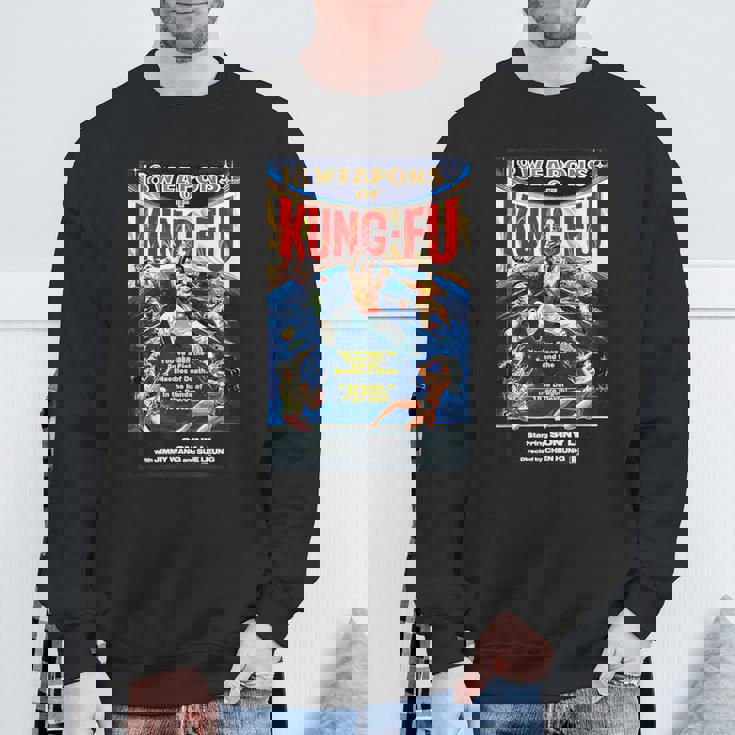 ヴィンテージカンフー格闘技映画レトロギフト スウェットシャツ 高齢者への贈り物