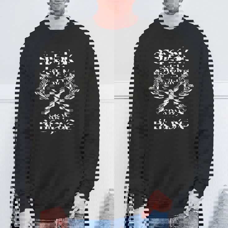 北欧戦士 衣装 バイキング 文化 バイキング 斧 北欧神話 長袖tシャツ スウェットシャツ 高齢者への贈り物