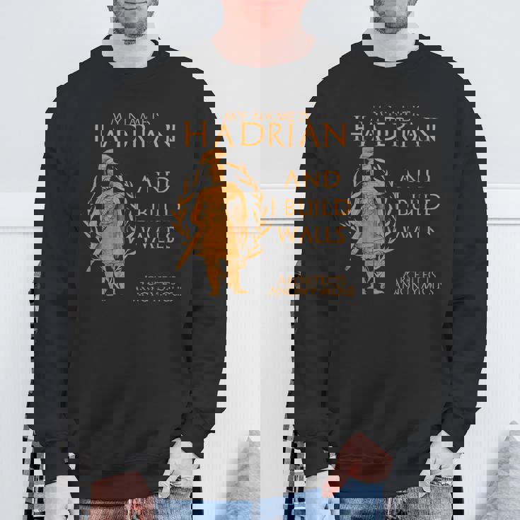 古代ローマ 皇帝ハドリアヌス 建築家 匿名 面白い スウェットシャツ 高齢者への贈り物