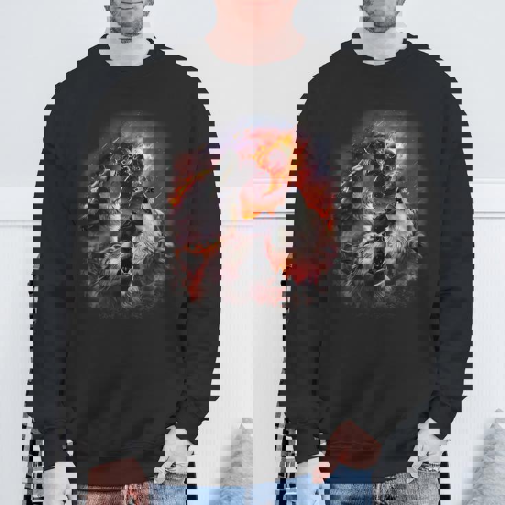 小惑星衝突月の下で燃える森で吠えるオオカミ スウェットシャツ 高齢者への贈り物