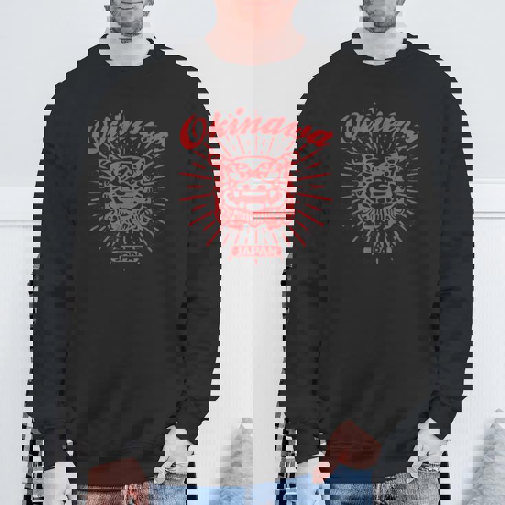 沖縄 那覇 伝統 シーサー ガーディアン ライオン 日本神話 スウェットシャツ 高齢者への贈り物