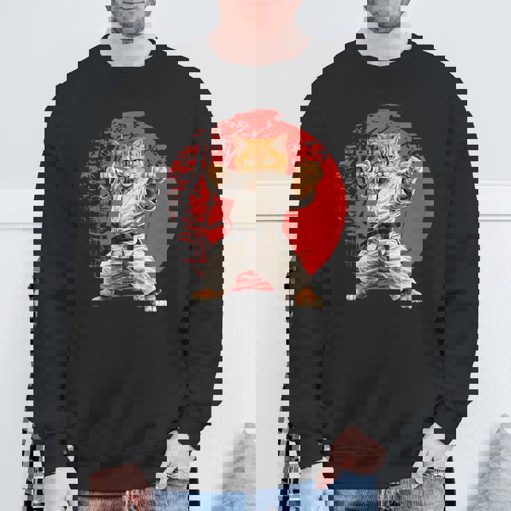 猫 空手 柔道 日本 日没 面白い 空手 猫 スウェットシャツ 高齢者への贈り物