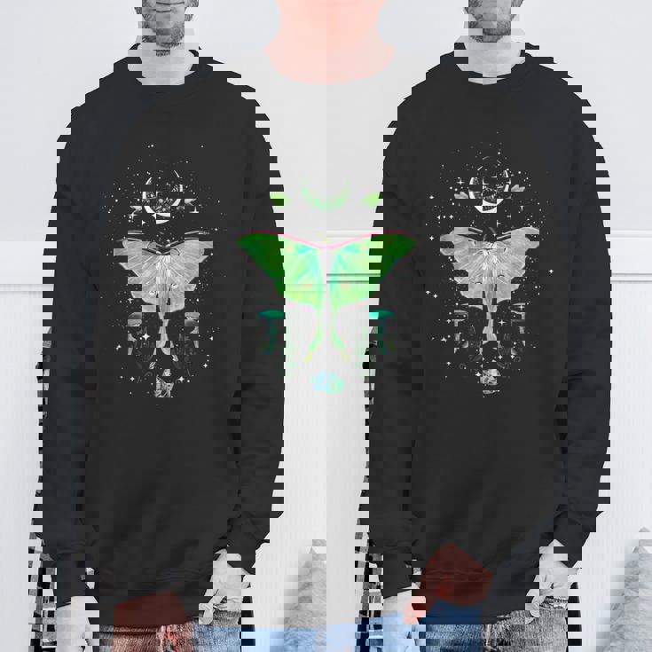 神秘的なゴシック ルナモス ムーンフェイズとキノコ スウェットシャツ 高齢者への贈り物