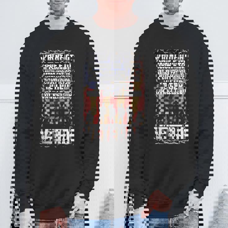 私たちは戦わなかった 私たちは愛しました 退役軍人 アメリカの旗 愛国的 長袖tシャツ スウェットシャツ 高齢者への贈り物