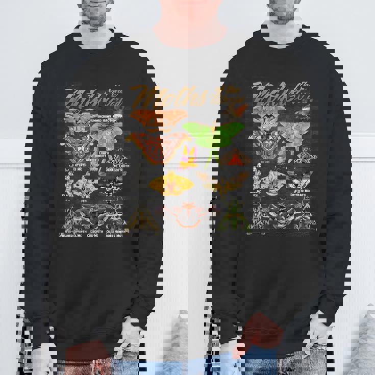 蛾 世界の動物 知育 昆虫 蛾好き スウェットシャツ 高齢者への贈り物