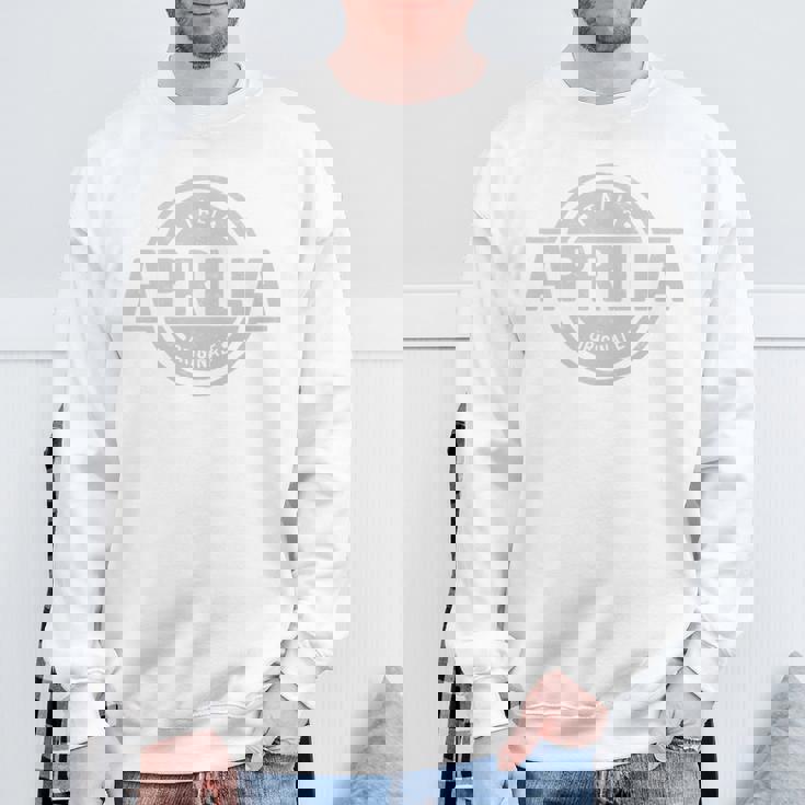 Aprilia Italia Aprilia Italy 公式 アプリリア ラツィオ Cv23 長袖tシャツ スウェットシャツ 高齢者への贈り物