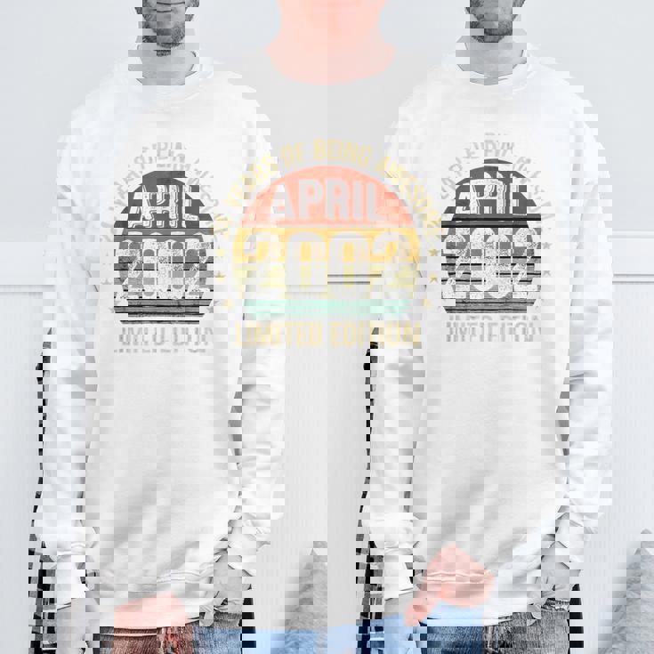 On Back 2002年4月の誕生日 限定版 ヴィンテージ 24Th スウェットシャツ 高齢者への贈り物