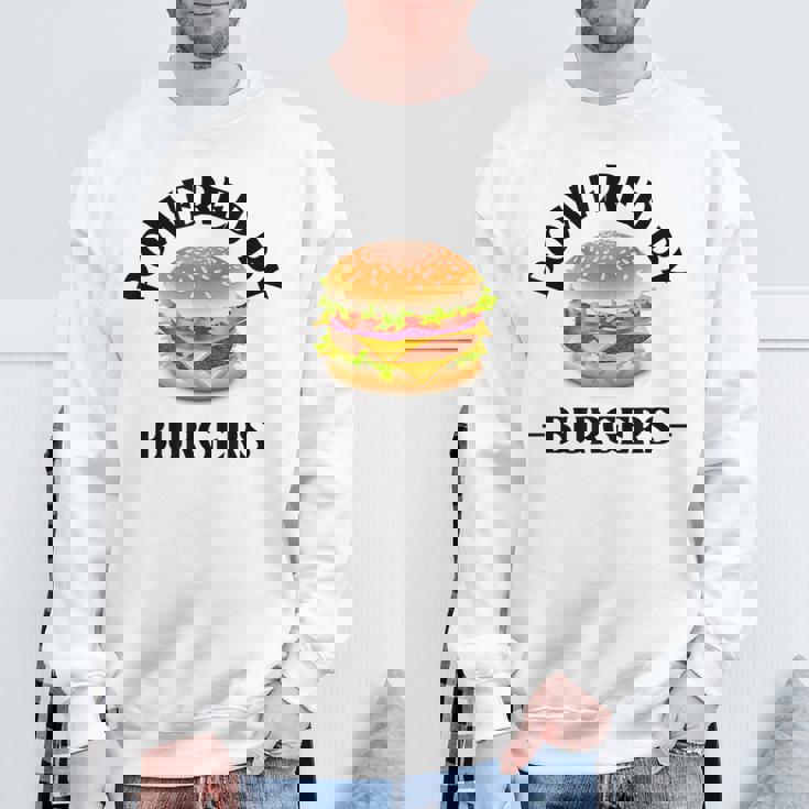 Powered By Burgers ファーストフード愛好家 面白いビーフバーガー スウェットシャツ 高齢者への贈り物