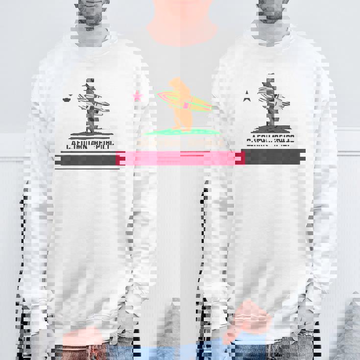 カリフォルニアシャツ、共和国旗カリフォルニアサーフィンベア スウェットシャツ 高齢者への贈り物