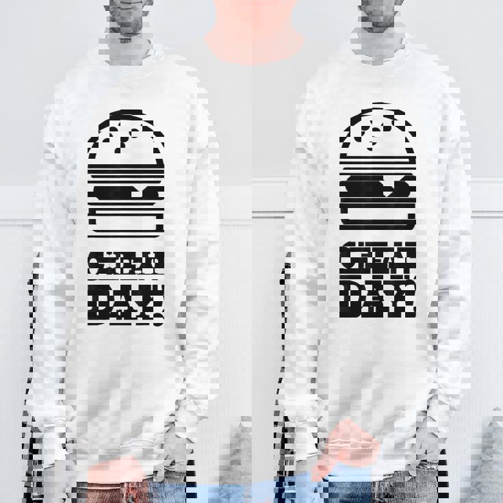 ファニージム チートデー ハンバーガー キャブ フード スウェットシャツ 高齢者への贈り物