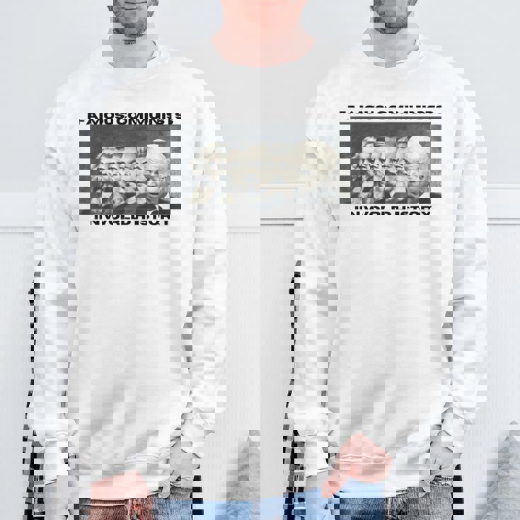 世界史で有名な反バイデン共産主義者 スウェットシャツ 高齢者への贈り物