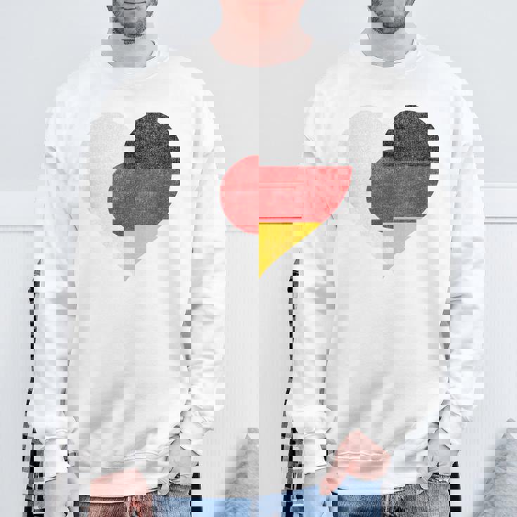 日本 ドイツ 国旗 ハート サッカー スウェットシャツ 高齢者への贈り物