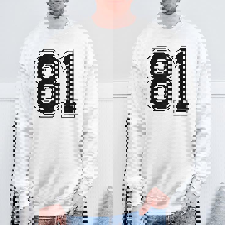 番号 81 スウェットシャツ 高齢者への贈り物