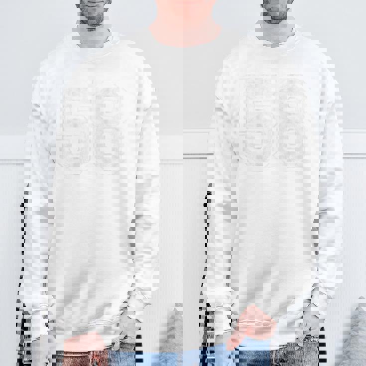 背面に58番。 スウェットシャツ 高齢者への贈り物