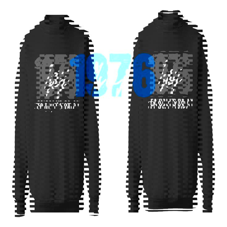 1976 誕生日 五十路祝い 50歳 大人の節目 クールでシンプルな数字デザイン スウェットシャツ