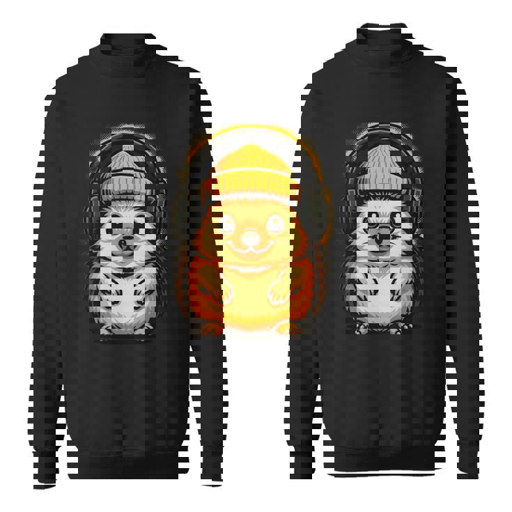 かわいいハリネズミ、ビーニーとヘッドフォン、居心地の良い音楽愛好家。 長袖tシャツ スウェットシャツ