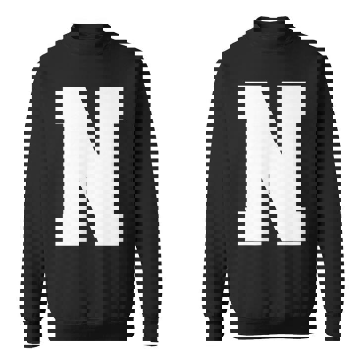 大文字nアルファベットモノグラムイニシャル スウェットシャツ