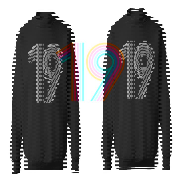 数字 19 19周年記念 19歳の誕生日 スウェットシャツ