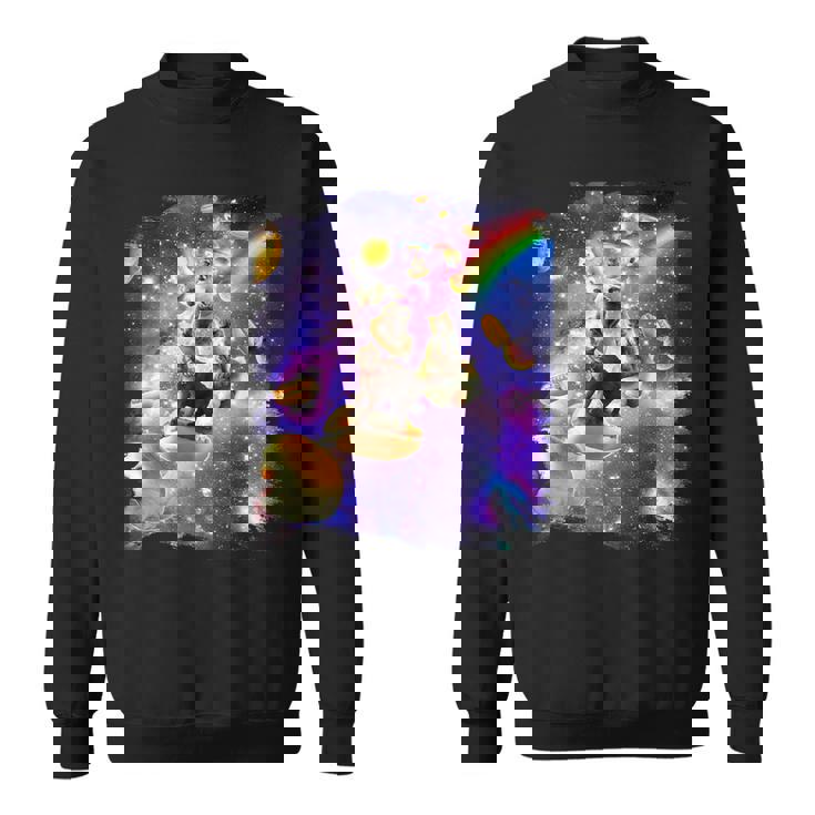 虹銀河のホットドッグに乗る宇宙の猫 スウェットシャツ