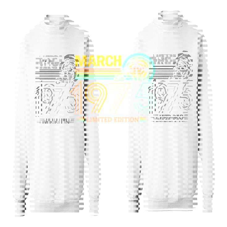 On Back- 1975年3月の誕生日 限定版 ヴィンテージ 51歳 スウェットシャツ