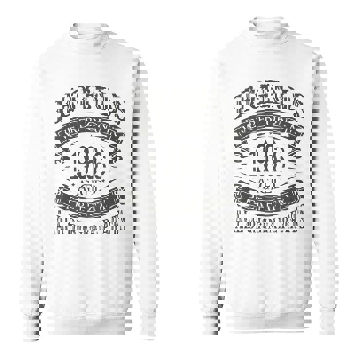 レジェンドは1966年に誕生し、すべてのオリジナルパーツを完璧に熟成させました。 スウェットシャツ