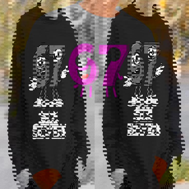 67 シックスセブン 6-7 面白いイタリアンブレインロットゲームスラングミーム スウェットシャツ 彼への贈り物