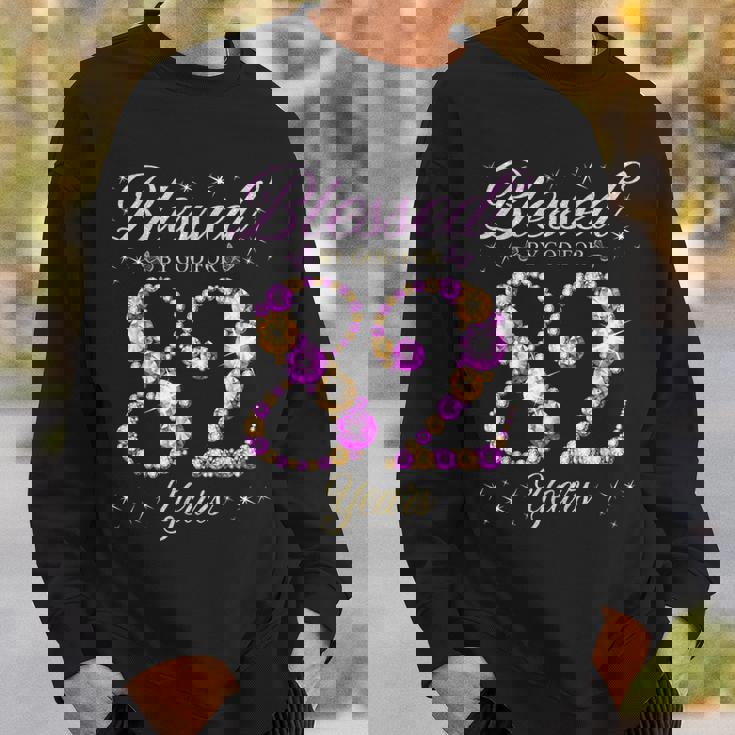 82歳の82歳の誕生日bデーパーティーに神に祝福されて スウェットシャツ 彼への贈り物