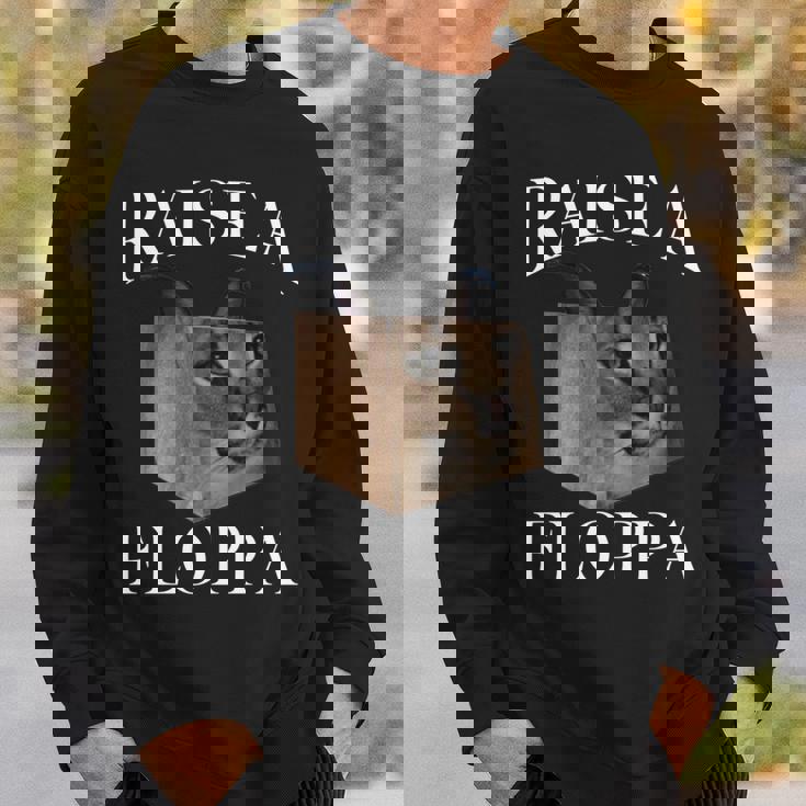 Big Floppa カラカルキャットミーム Raise A Floppa 長袖tシャツ スウェットシャツ 彼への贈り物