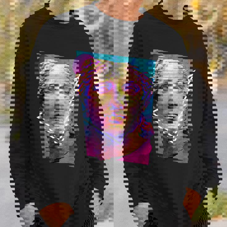 Glitchedenustatueaporwave スウェットシャツ 彼への贈り物