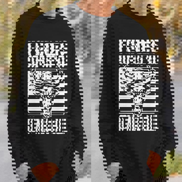 If Genders Confuse You Go Milk A Bull Usa 国旗 アメリカ 長袖tシャツ スウェットシャツ 彼への贈り物