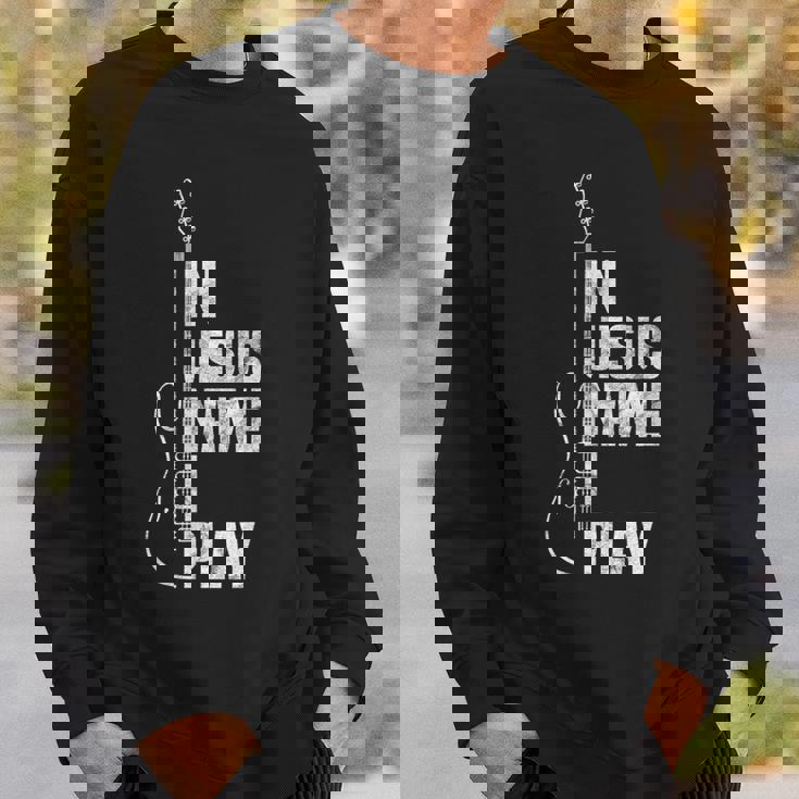 In Jesus Name I Play ギター クリスチャン ギタープレーヤー スウェットシャツ 彼への贈り物