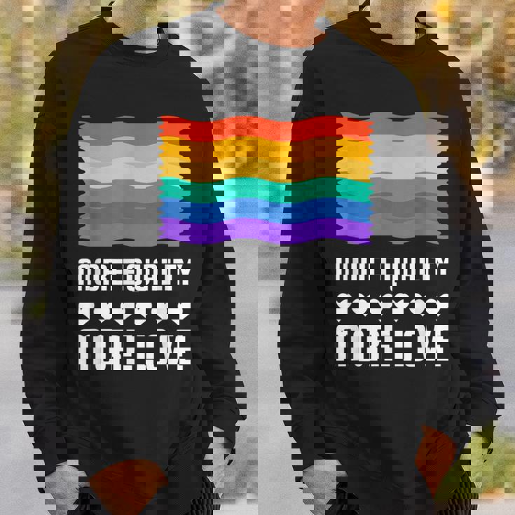 Lgbt More Equality More Lovetシャツ Lgbtq ゲイ レズビアン Lgbt スウェットシャツ 彼への贈り物