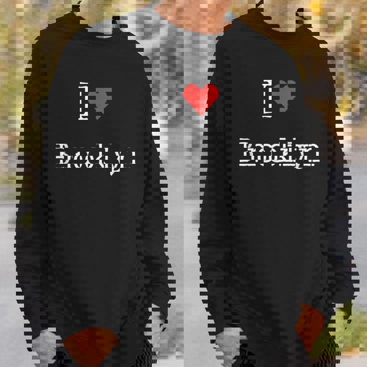 I Love Brooklyn With Heart ミニマリスト シンプル グラフィック スウェットシャツ 彼への贈り物
