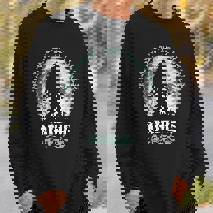 Mingus Texas Bigfoot Night Walk Retro Moon 長袖tシャツ スウェットシャツ 彼への贈り物