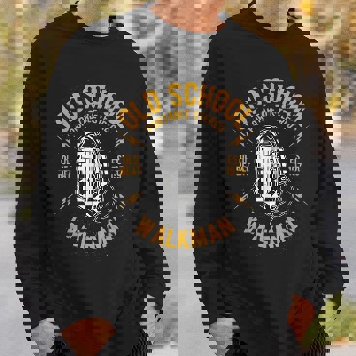 Oldchool Walkman Rocknroll And Music スウェットシャツ 彼への贈り物