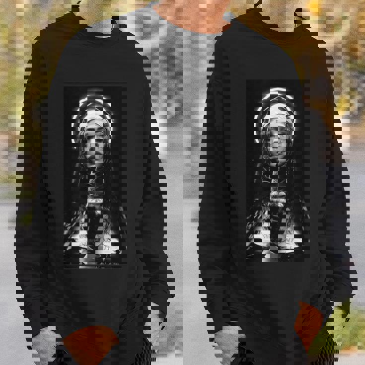 Snirt Hot Nun モチーフ 修道女 中指 スウェットシャツ 彼への贈り物