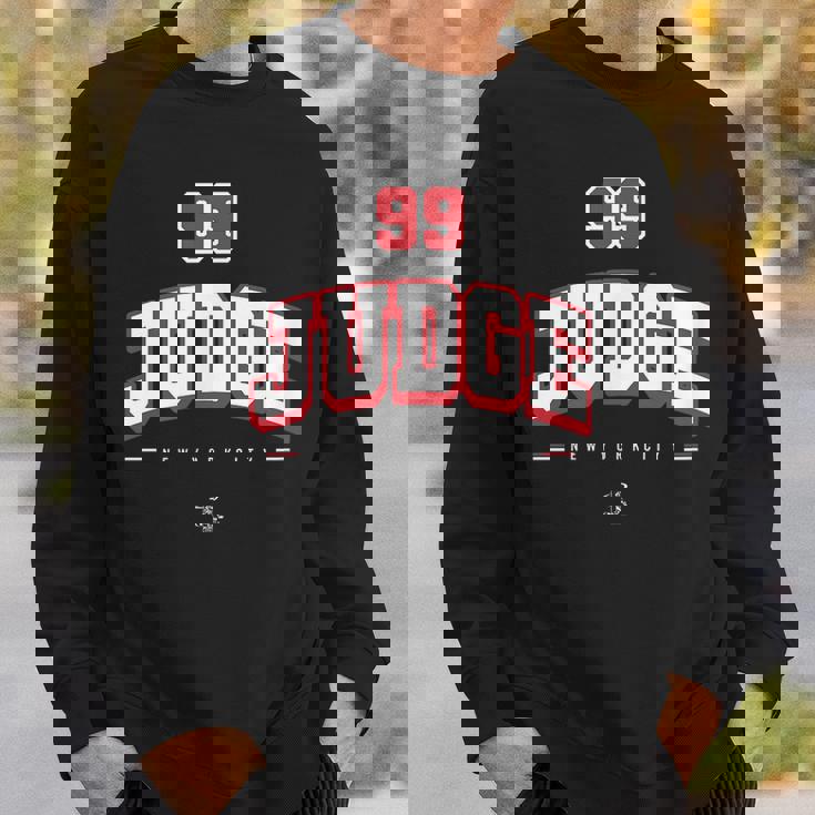 アーロン・ジャッジ選手アーチ・ゲームデー スウェットシャツ 彼への贈り物