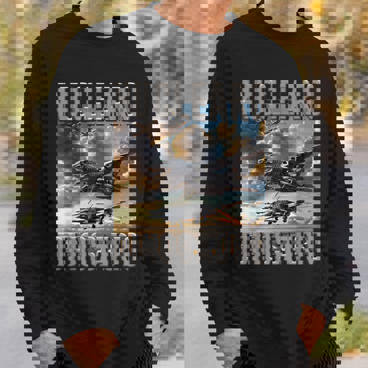 イタリア ブレイン ロット キャラクター ヌクレアロ 恐竜 キッズ ミーム スウェットシャツ 彼への贈り物