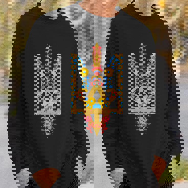 ウクライナ Trysub ヒマワリ レトロ フローラル ウクライナyshyvanka 長袖tシャツ スウェットシャツ 彼への贈り物