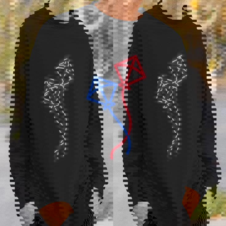 カイト フライング カイト ライディング ザ ウィンド カイト フライング プロフェッショナル スウェットシャツ 彼への贈り物