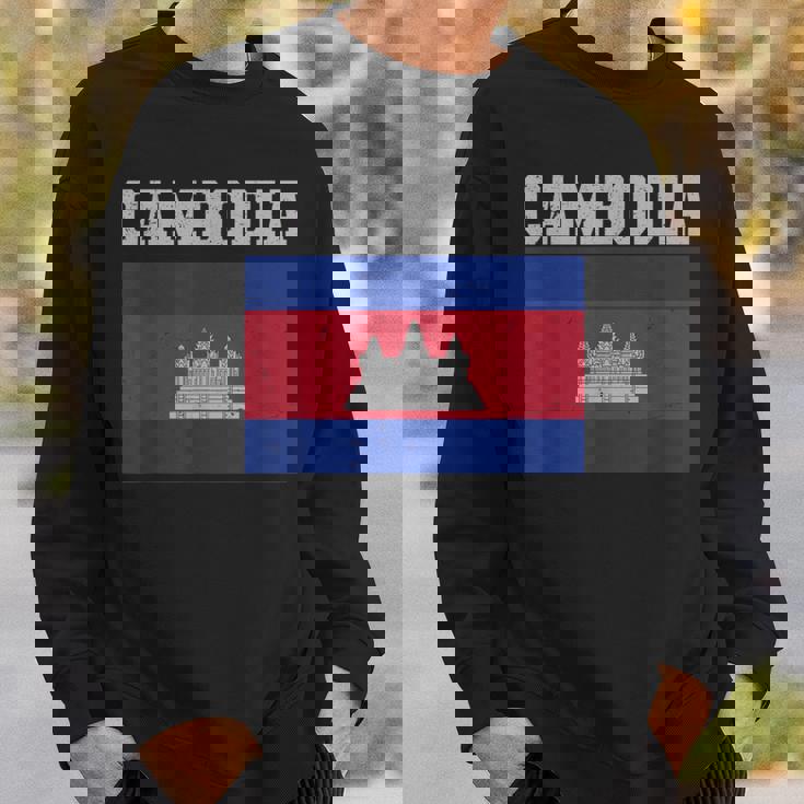 カンボジア-カンボジアの旗ヴィンテージスポーツデザインカンボジア スウェットシャツ 彼への贈り物