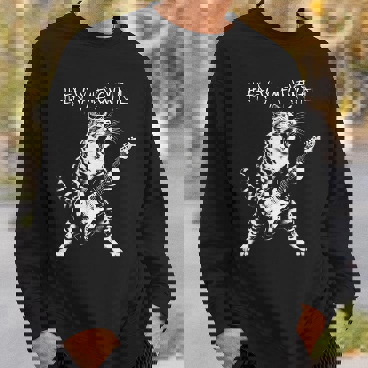 ギターを弾くクールな猫、ヘビーな「Meowtal」メタルパンクロックファン。 スウェットシャツ 彼への贈り物