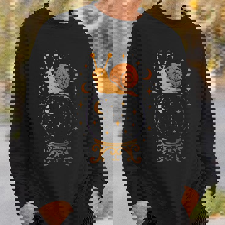 クリスタルボールスターのカタツムリ スウェットシャツ 彼への贈り物