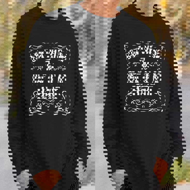 メンズ クールウイスキー飲む引用アイラ島ウイスキーピートオブマイハート スウェットシャツ 彼への贈り物