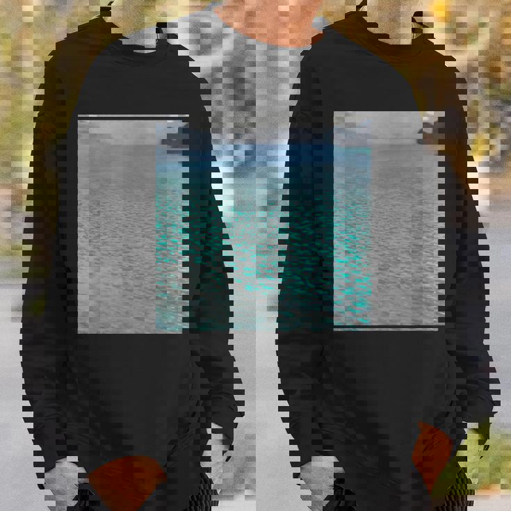 グスタフ・クリムトによるアターゼー 1900 スウェットシャツ 彼への贈り物