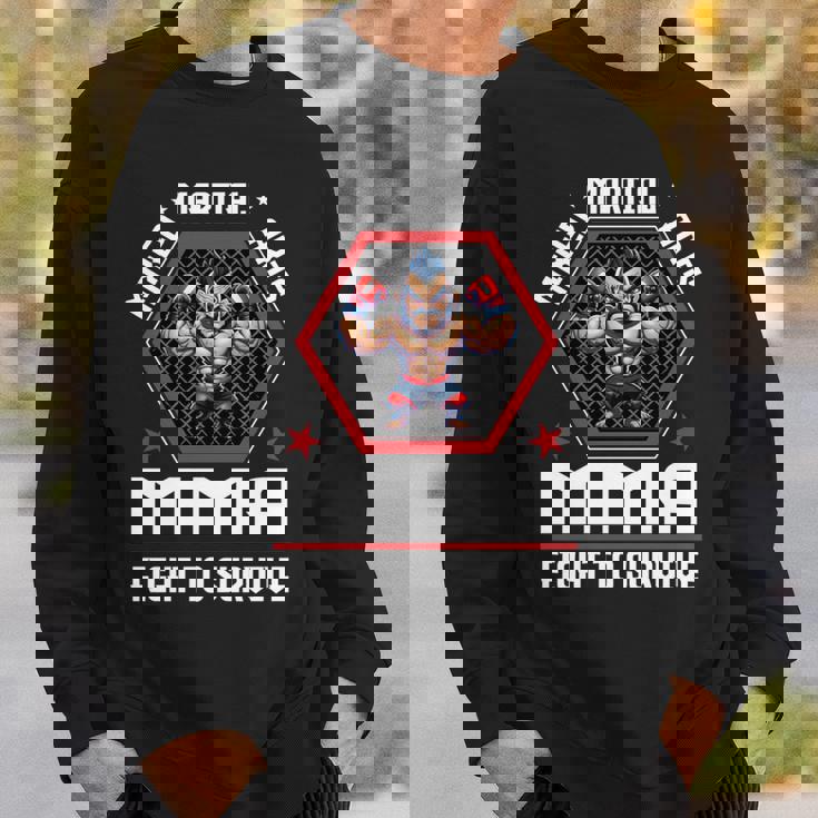 ケージファイティングで生き残るための総合格闘技mmaファイト 長袖tシャツ スウェットシャツ 彼への贈り物