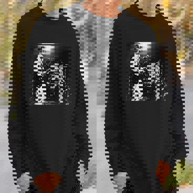 ザ・クラッシュ・アイ・ファイト・ザ・ロー・ホワイト・ライオット・ツアー スウェットシャツ 彼への贈り物