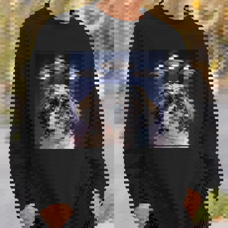 シーズー 犬 シウツー 犬 エイリアン Ufohitzhu おもしろい シーズー 長袖tシャツ スウェットシャツ 彼への贈り物